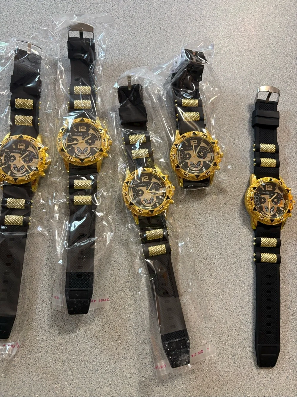 NEW-stunning, masculine Men's Black and Gold Sport Chronograph Watch